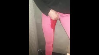 Wetting my Pink Jeans - Omorashi
