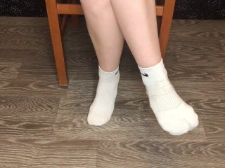 teen, dirty socks, solo female, dirty foot