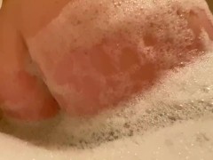 Bath time tease  - Screenshot 2 of 16 - Bubbles