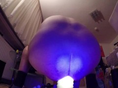 Glow Worm - Screenshot 2 of 16 - Masturbate