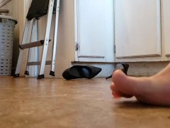 Barefoot Giantess Gummy Squish