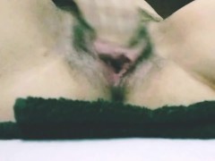 Horny pussy orgasming close-up - HQ - Screenshot 10 of 16 - Masturbation