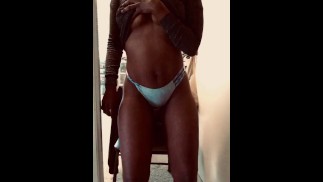 Сексуальная милфа сочная задница подпрыгивает 