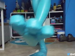 Beatrice Feet and Paws