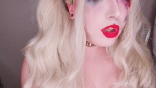 Harley Quinn Cums To Fast From Dildo And Vibrator