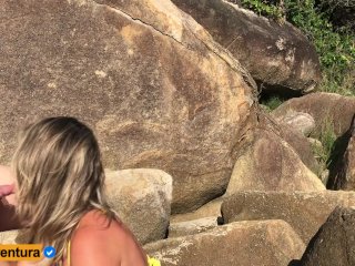 We were caught !!!Having sexon public beach! Real Amateur CasalAventura