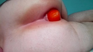 The Tomato in Female Anus - Pornhub.com