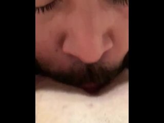 Eating her good pussy 