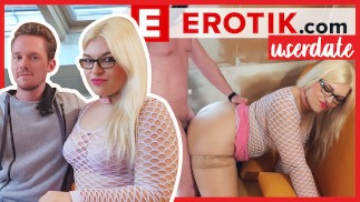 CONFIDENT CURVY LADY bangs her biggest fan! Mariella Sun ENGLISH