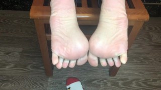 Kelly_Feet My Stinky Foot And Dirty Christmas Socks Pov