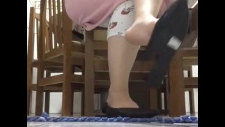 @tici_feet tici_feet tici feet dangling flat with sound (preview)