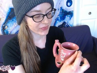 Stoner Girl_Mug Pipe Unboxing and Review_Wolfparty3 Vlog