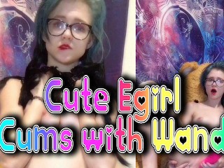 Cute Egirl Cums Met Toverstaf