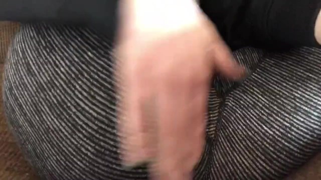 Amateur babysitter gets freaky in leggings during nap time
