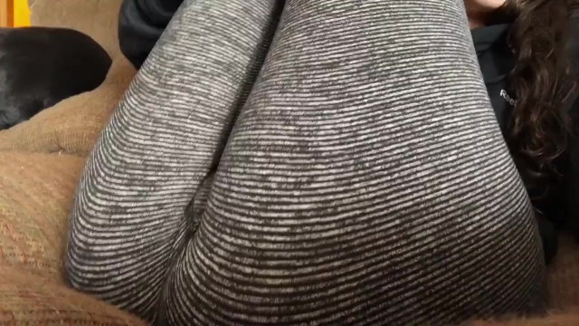 Amateur babysitter gets freaky in leggings during nap time