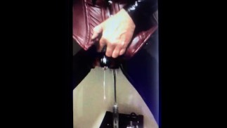 ПОСТОЯННОЕ ЦЕЛОМУДРИЕ И ДОЕНИЕ ДОСУХА ТРАХАЮЩЕЙ МАШИНОЙ