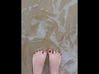 @tici_feet Tici Feet Tici_feet Ig on the Beach Red Toenails