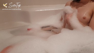 Baise intense avec ma copine dans le bain - Amateur Sextep