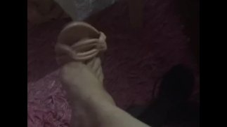 tici_feet @tici_feet IG tici feet dangling arezzo sandal preview