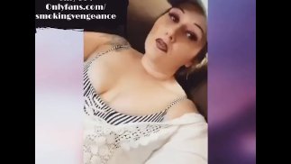 Модель Smoking Hot Cam 