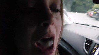 Nach dem Abendessen Blowjob Schwalbe im Restaurant vor dem öffentlichen Parkplatz