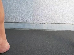 オナニー　3月の外！寒くてすぐにイクッ！繰り返し射精シーンを見るのに最適 - Screenshot 1 of 16 - Masturbate