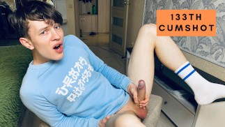 Мое 133-е видео со спермой на PornHub, и мне оно нравится! /Чудовищный член / 9 дюймов /Подросток