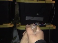 Long distance cumshot rubNTug