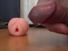 ッぽいオナホに大量中出し。ただし早漏。 - Screenshot 1 of 16 - Adult Toys