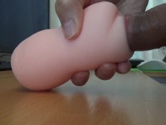 ッぽいオナホに大量中出し。ただし早漏。 - Screenshot 4 of 16 - オナホ