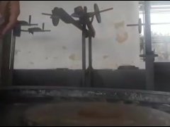 Haciendo deporte y mostrando mi culo para ustedes