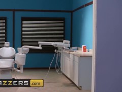 Video Brazzers - Redhead lesbians lick pussy at dentist office
