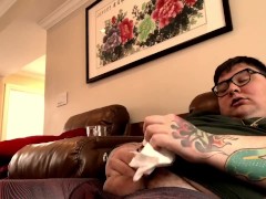 Solo - Screenshot 14 of 16 - Couch