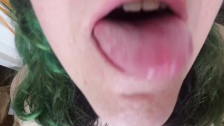 绿发跨舌 ASMR