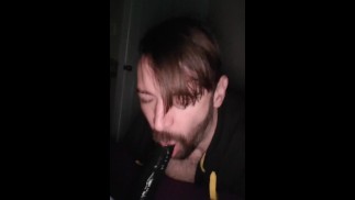 Snapchat Кайл Батлер отсасывает фаллоимитатор