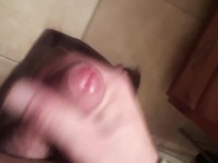 Watching porn and doing a little jacking