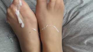 CUTE FEET IN NYLONS TAKE A LOAD OF CUM