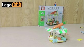 This Lego greengrocer lady loves big carrots (Sembo 601116)