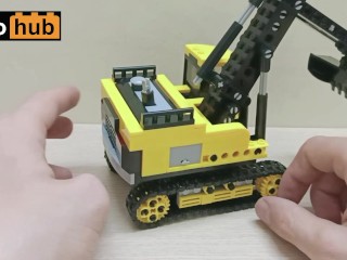 Сборка супер сексуального экскаватора Sluban M38-B0551 на высокой скорости (поддельный Lego)