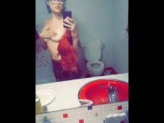 Titty drop ❤️ - Screenshot 14 of 16 - Nip Slip