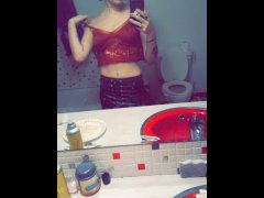 Titty drop ❤️ - Screenshot 8 of 16 - Exposed Boobs