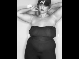 Jordyn Khaled loves to sing for you