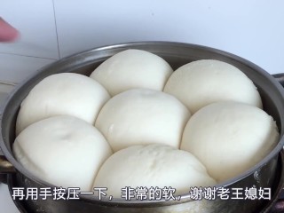 好吃的大白馒头
