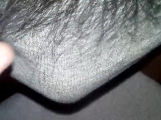 See my Very hairy and a drop of pre cum muy de cerca mi peluda verga