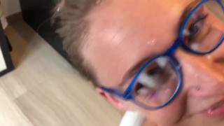 Polska Parka Cumshot From Mateo On Yulis Face And Glasses During Work