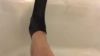 Q1 - Веселье с черным чулком 