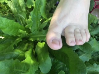 Sexy Red_Sandals andMother Nature - Feet Fetish