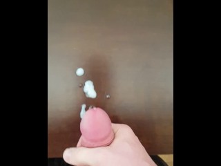 Соло дрочу мясо, чтобы кончить