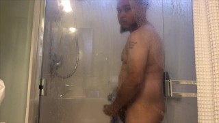 DADDY SHOWERS WHILE BABY WATCHES 