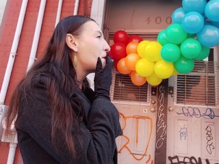 INHALE 17 Fumando com Balões - Gypsy Dolores Série De Fetiches Para Fumar